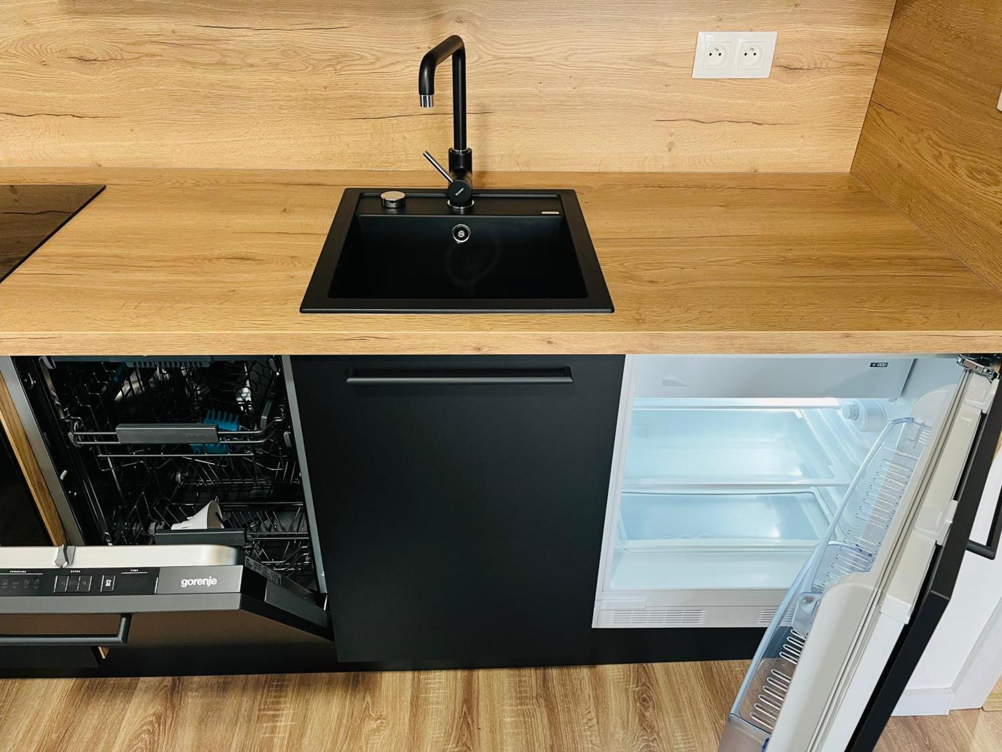 Apartman Urbanpark Trenčín 外观 照片